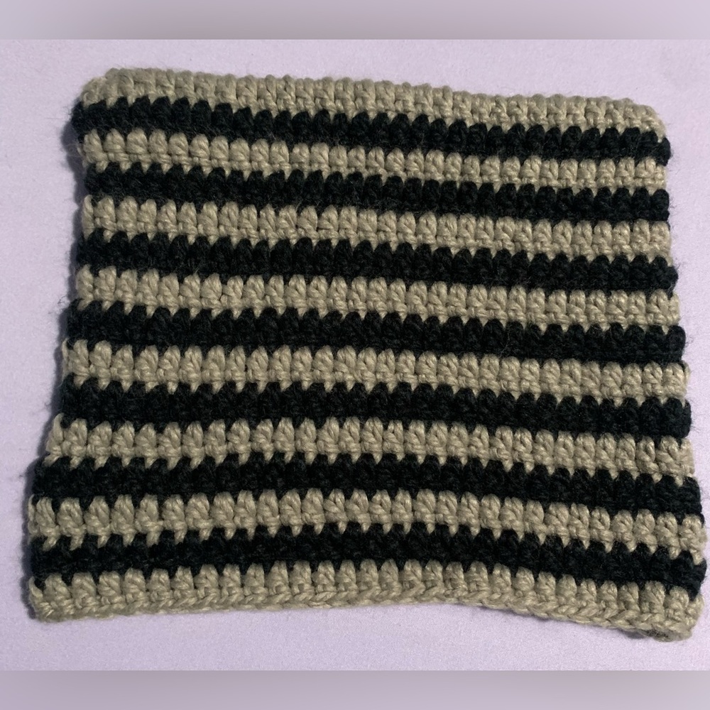 Cute Knitted Beanie hat Women Autumn and Winter Warm.